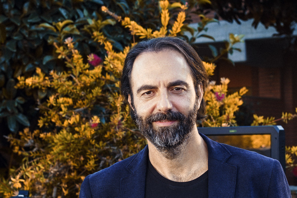 Neri Marcorè in Stati Generali di Serena Dandini