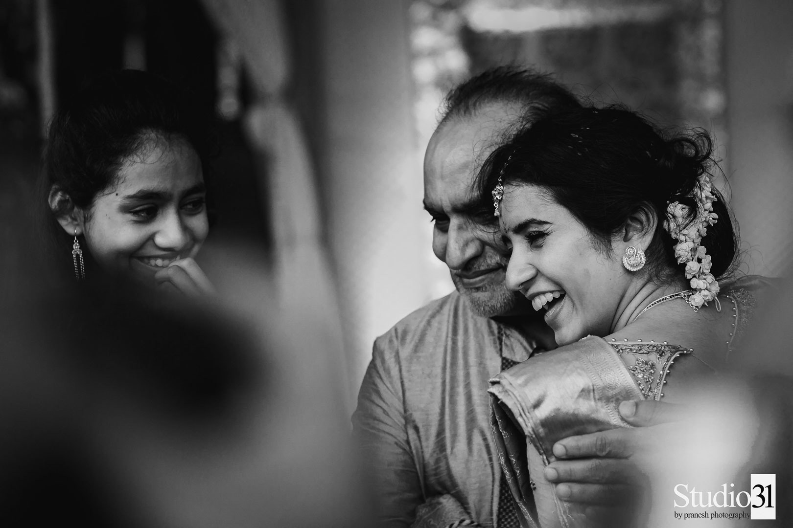 A heartwarming candid moment from a South Indian wedding at Tamarind Tree, Bangalore