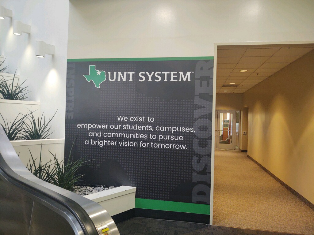 UNT System - Wall Wrap - Tunnel