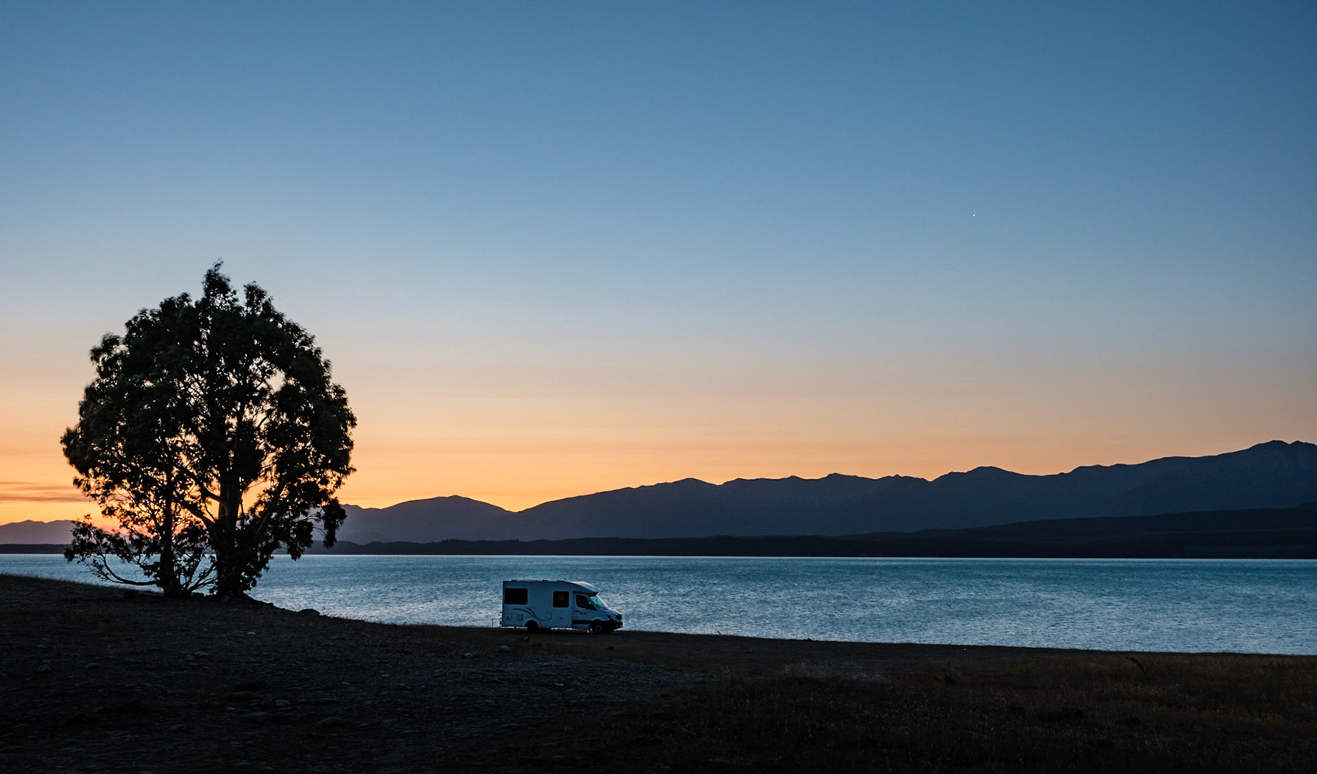 lake pukaki
