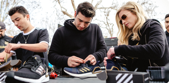 shoe customization station