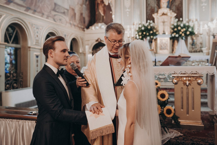 pegye fotografia-fotograf ślubny łódź-piotrkowska-kościół-przysięga małżeńska