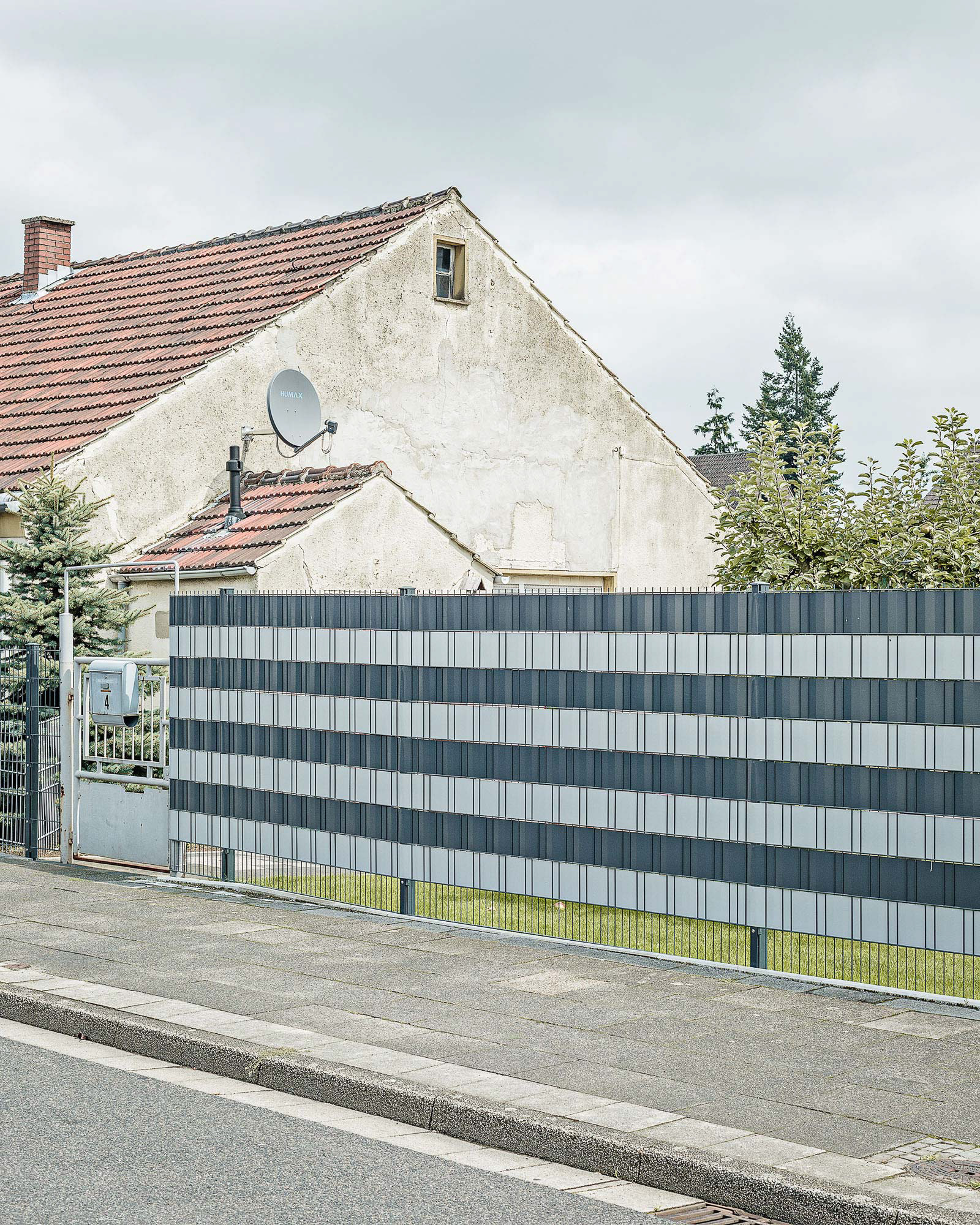 Sichtschutzzaun aus Kunststoff