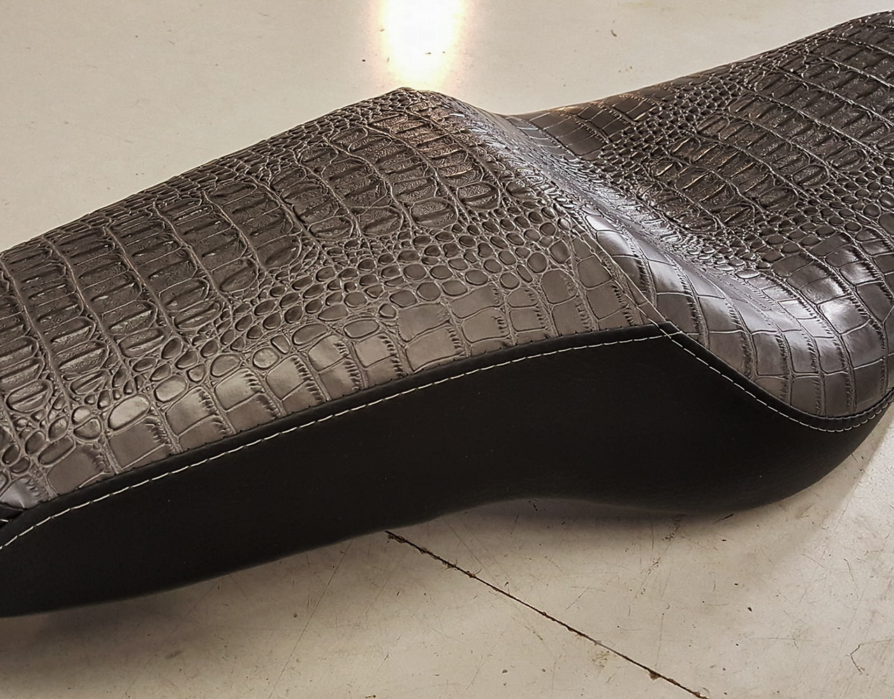 Luna's Custom Upholstery Motorcycle Seats