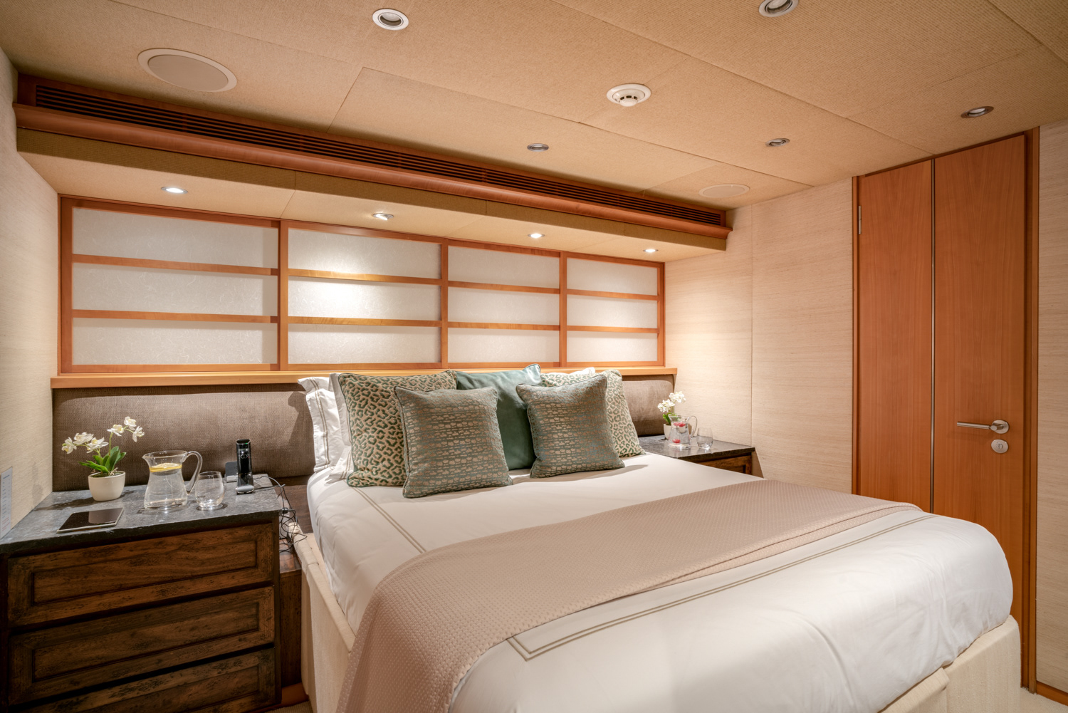 Yacht Cabin photo