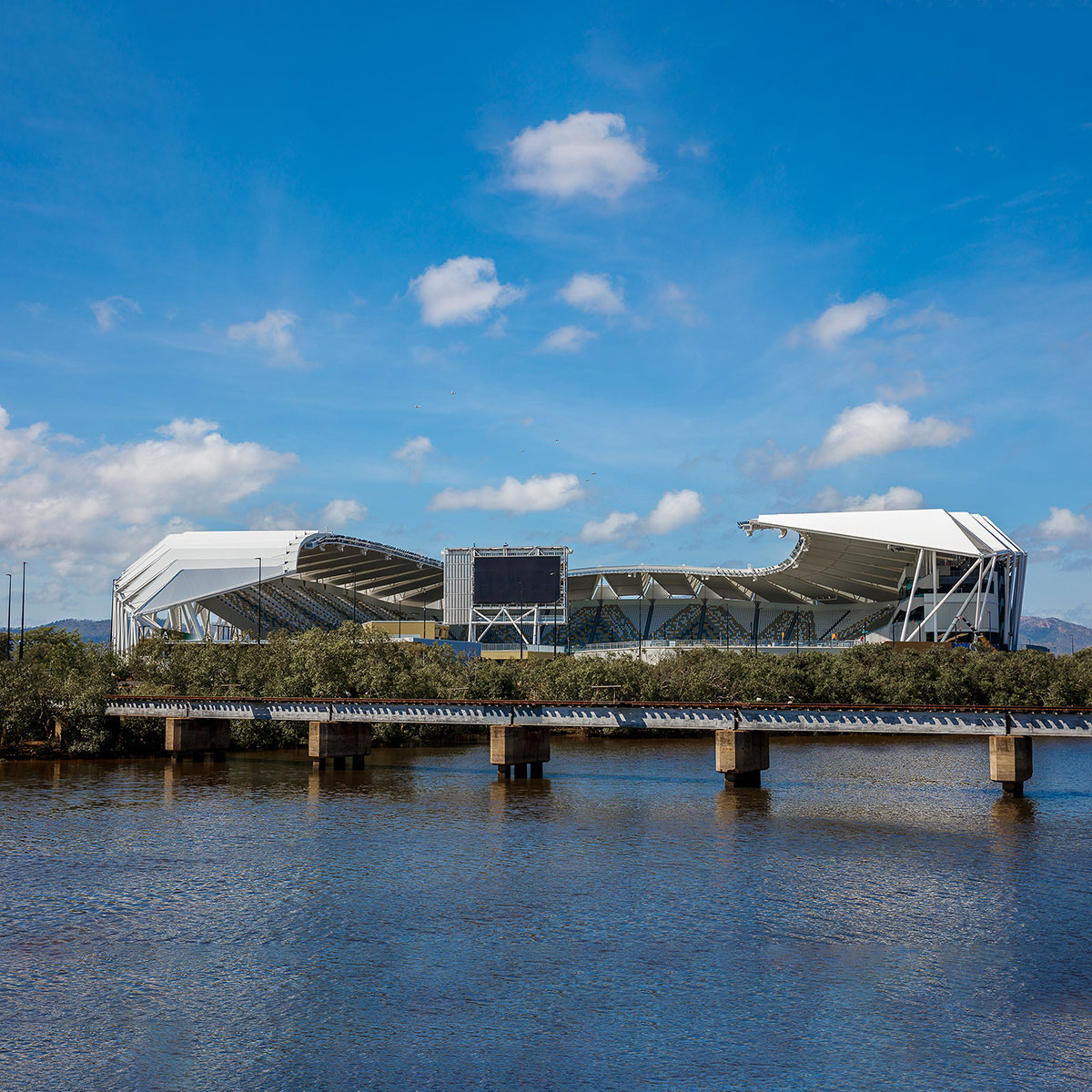 Queensland Country Bank Stadium (North Queensland Stadium