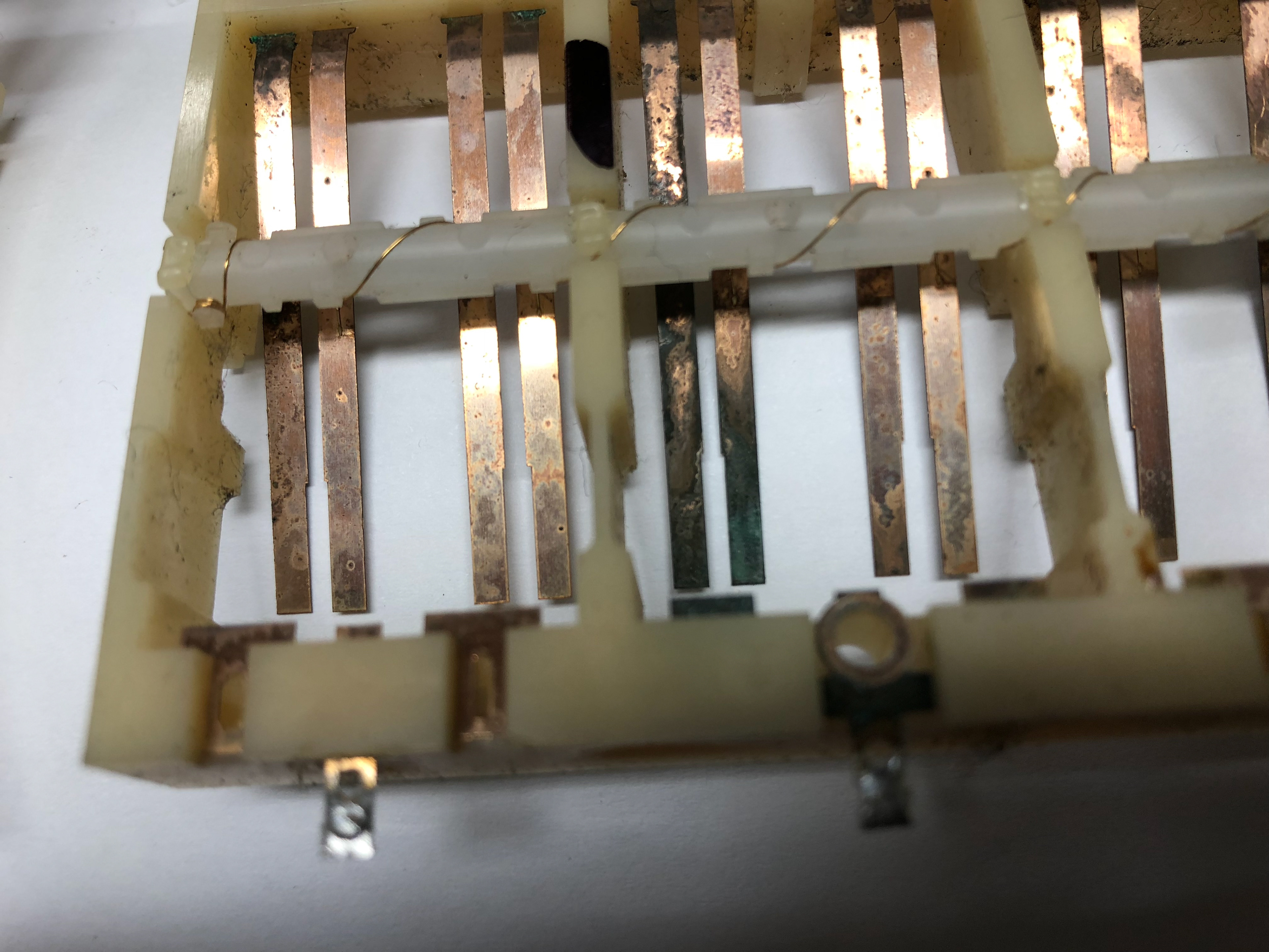 Removal of corrosion on key contacts