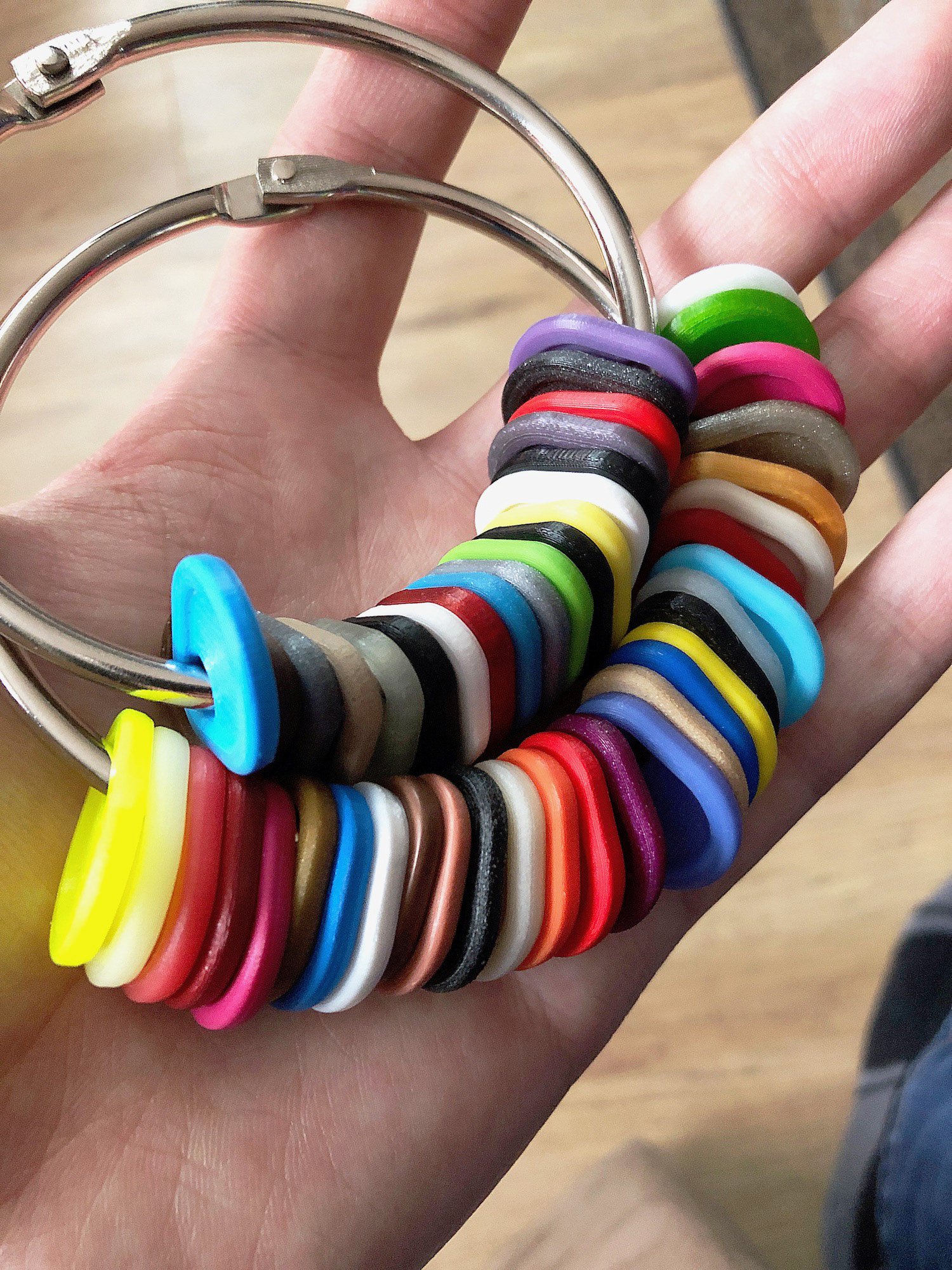 Filament sample chips