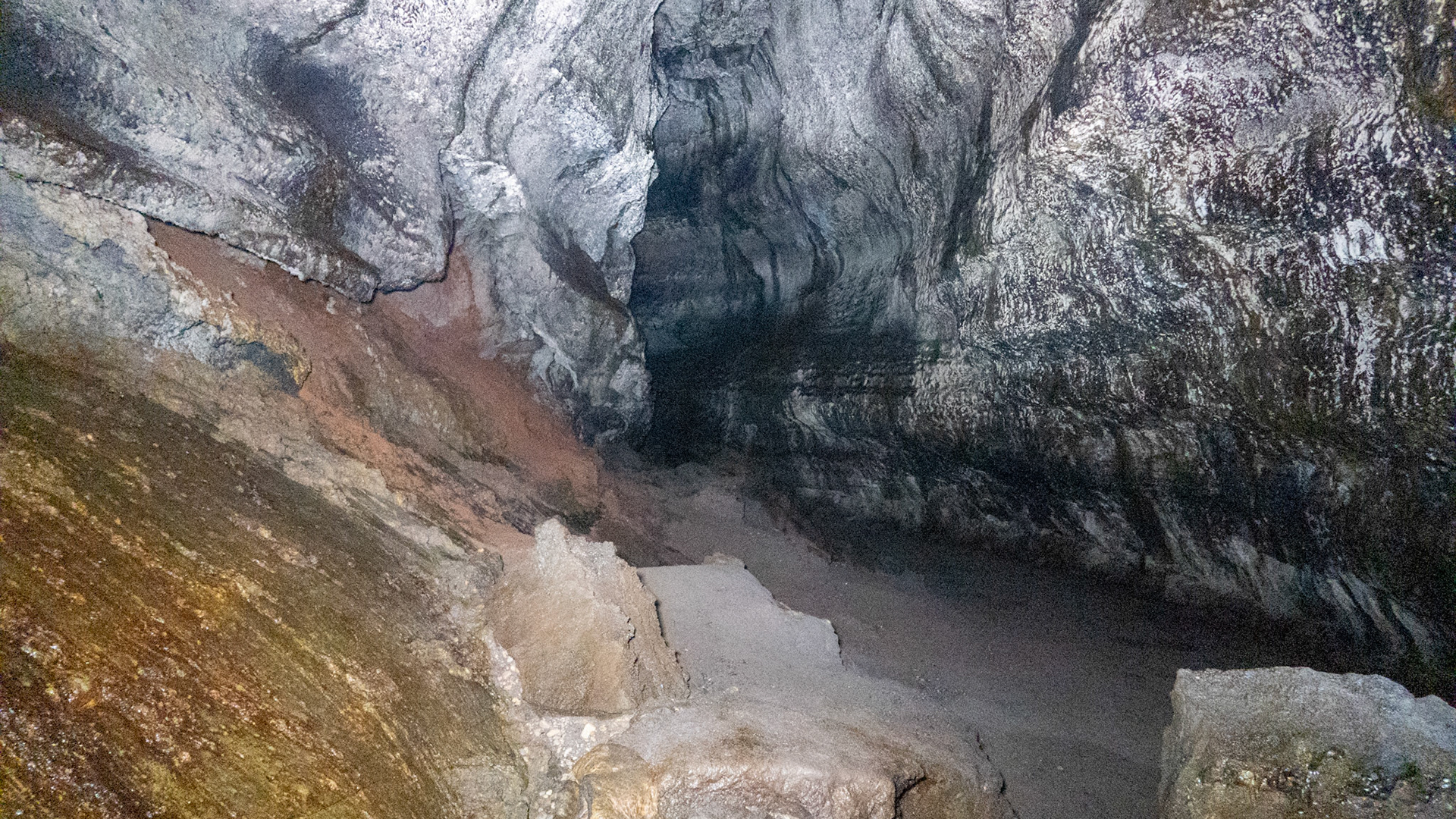 Ape Cave