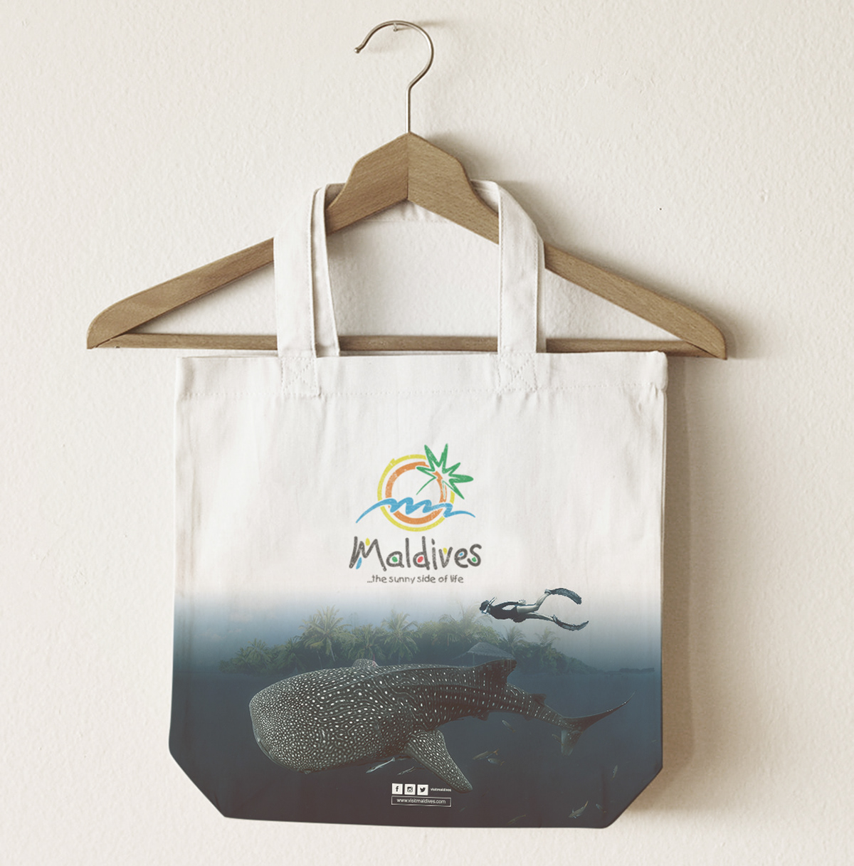 Exmation Visit Maldives Bag Designs