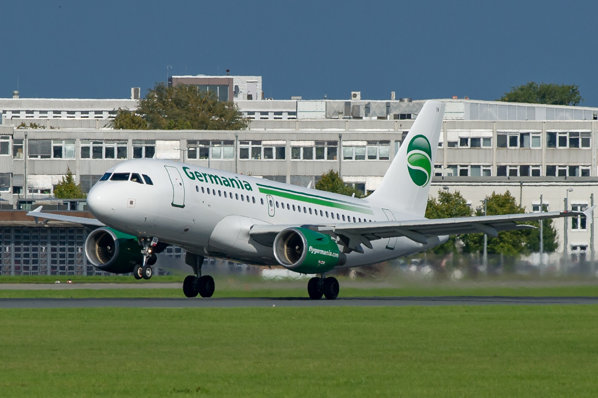 Olli Baumgart Fotografie Flugzeuge am Airport