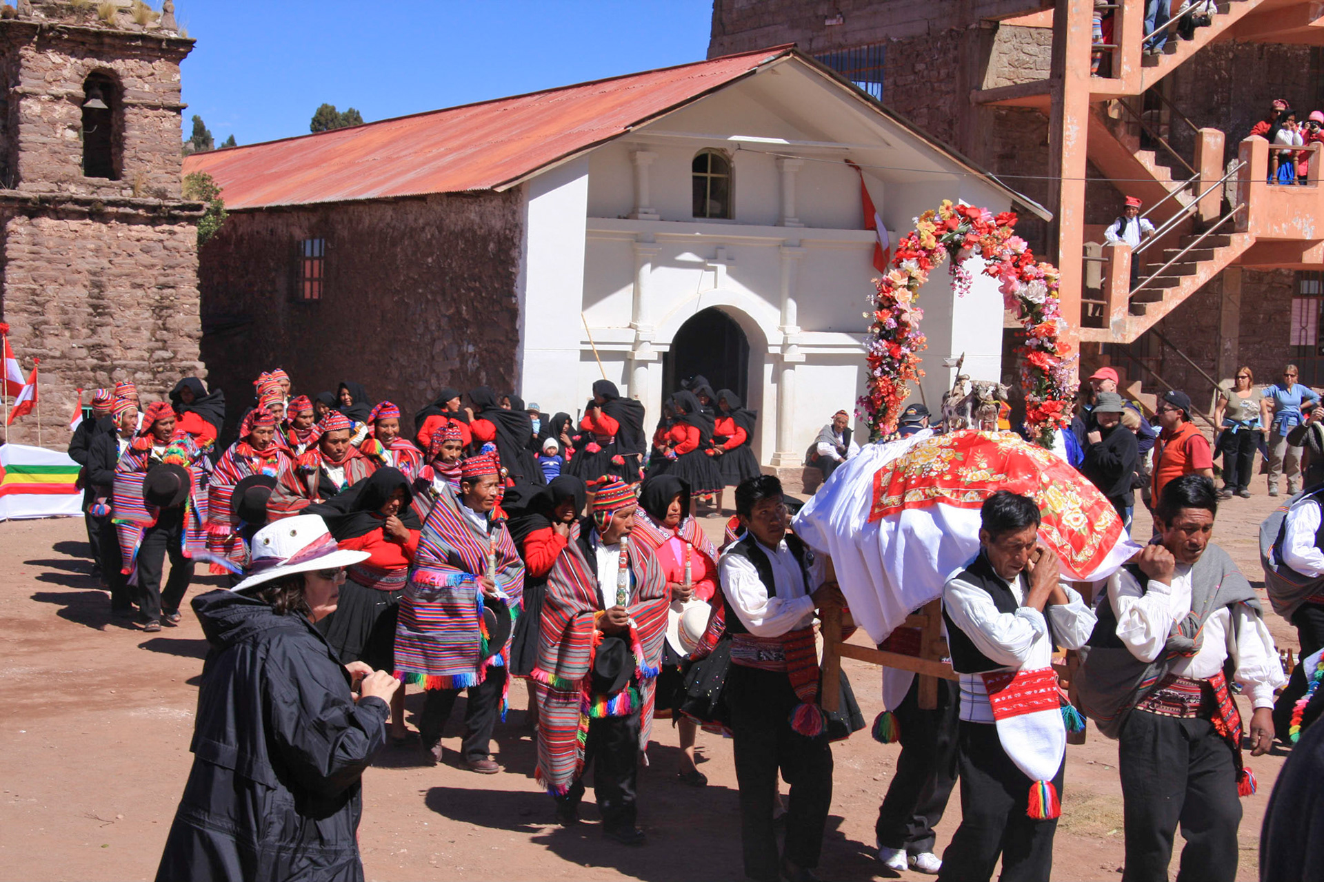 Wedding festival, Taquile