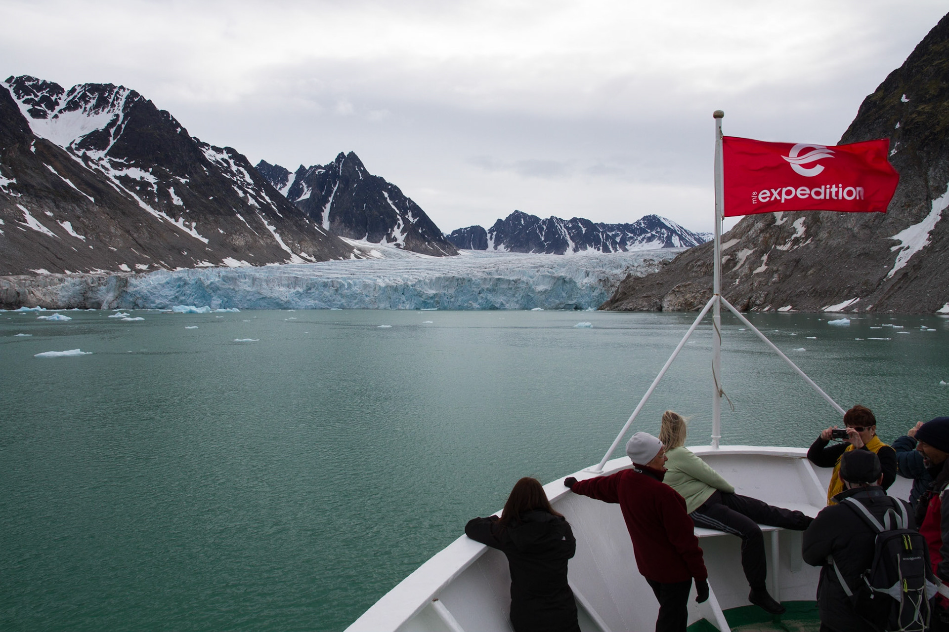 Waggonwaybreen glacier
