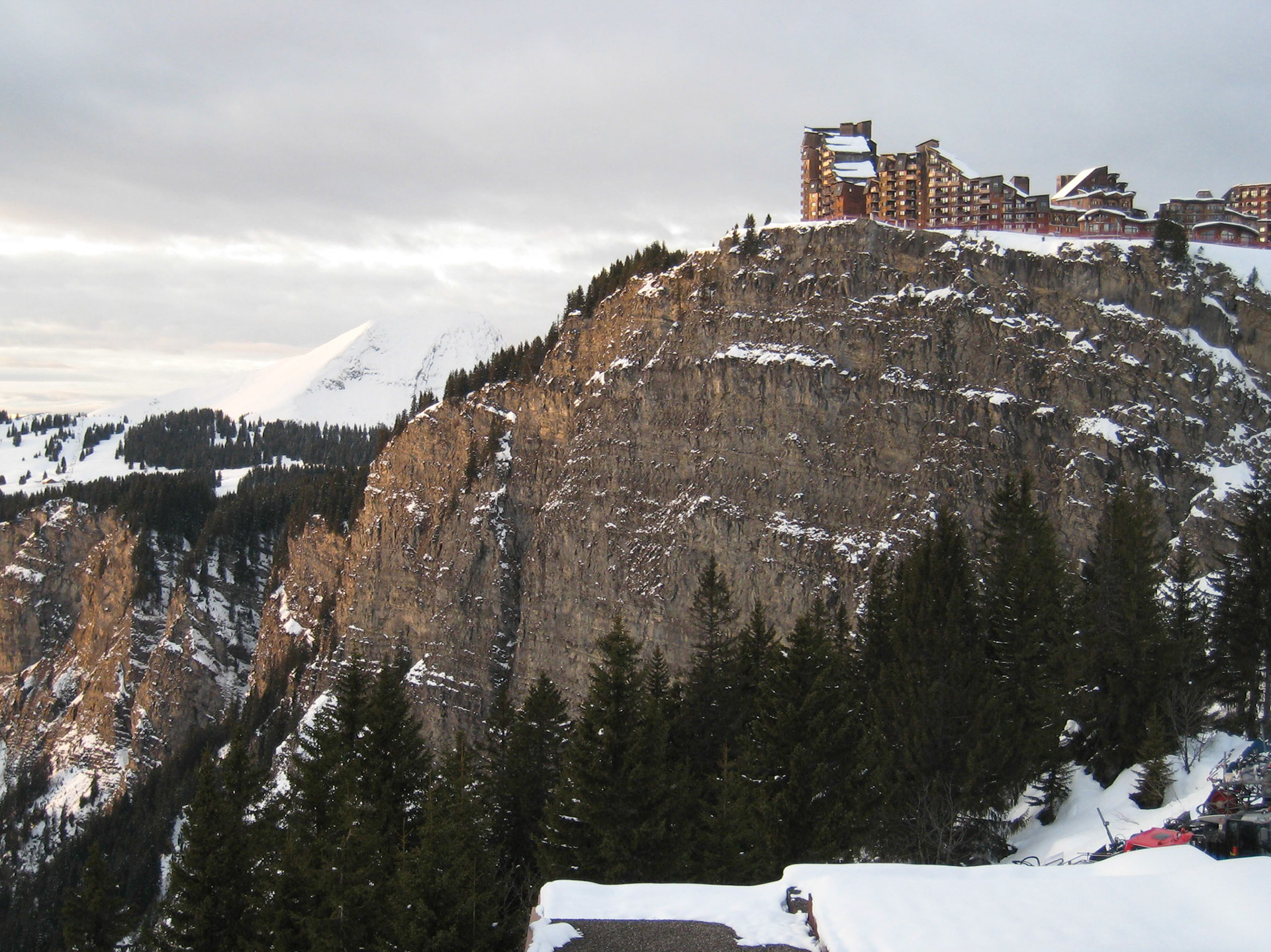 Avoriaz, perched on the cliffs