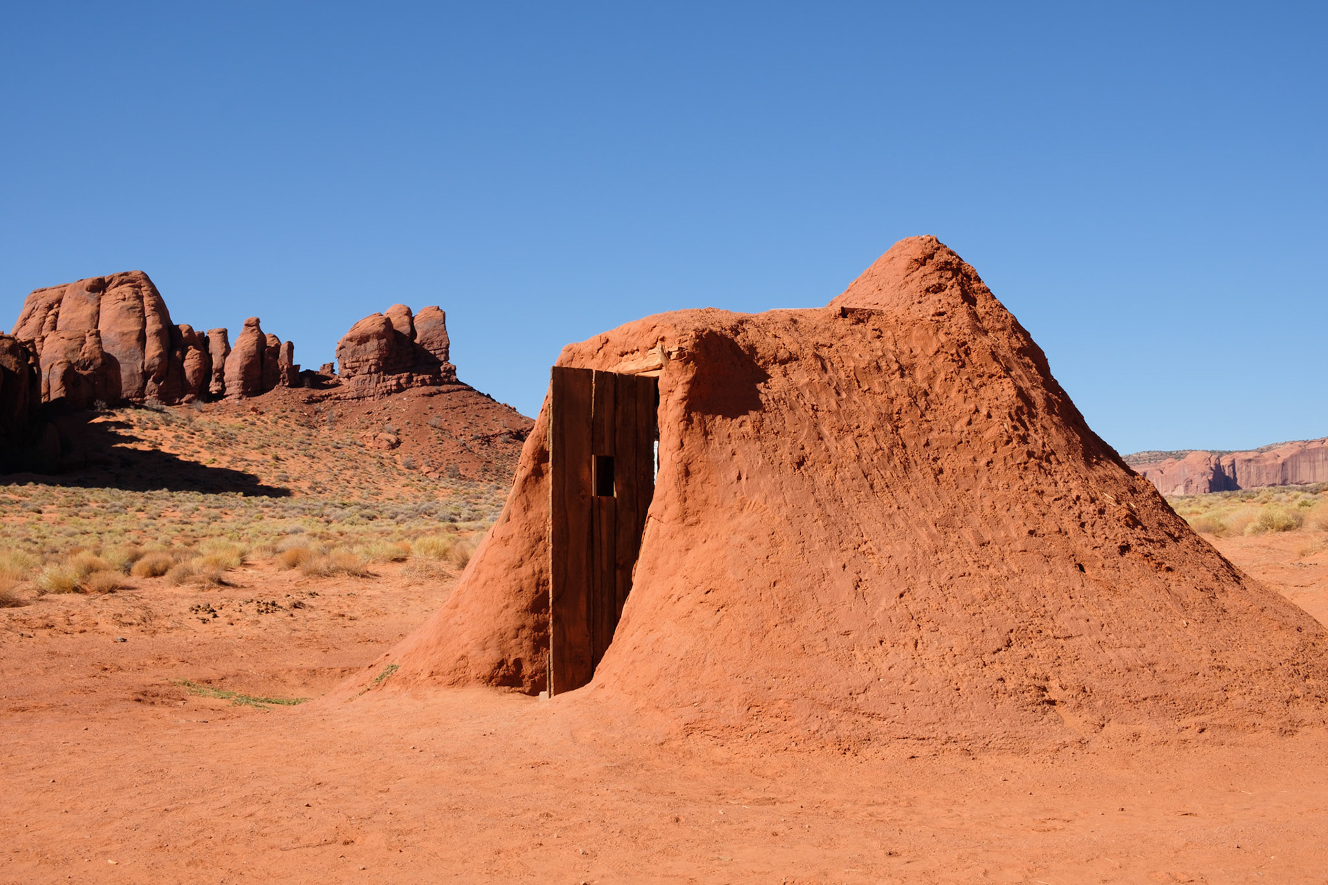 Male hogan, Monument Valley
