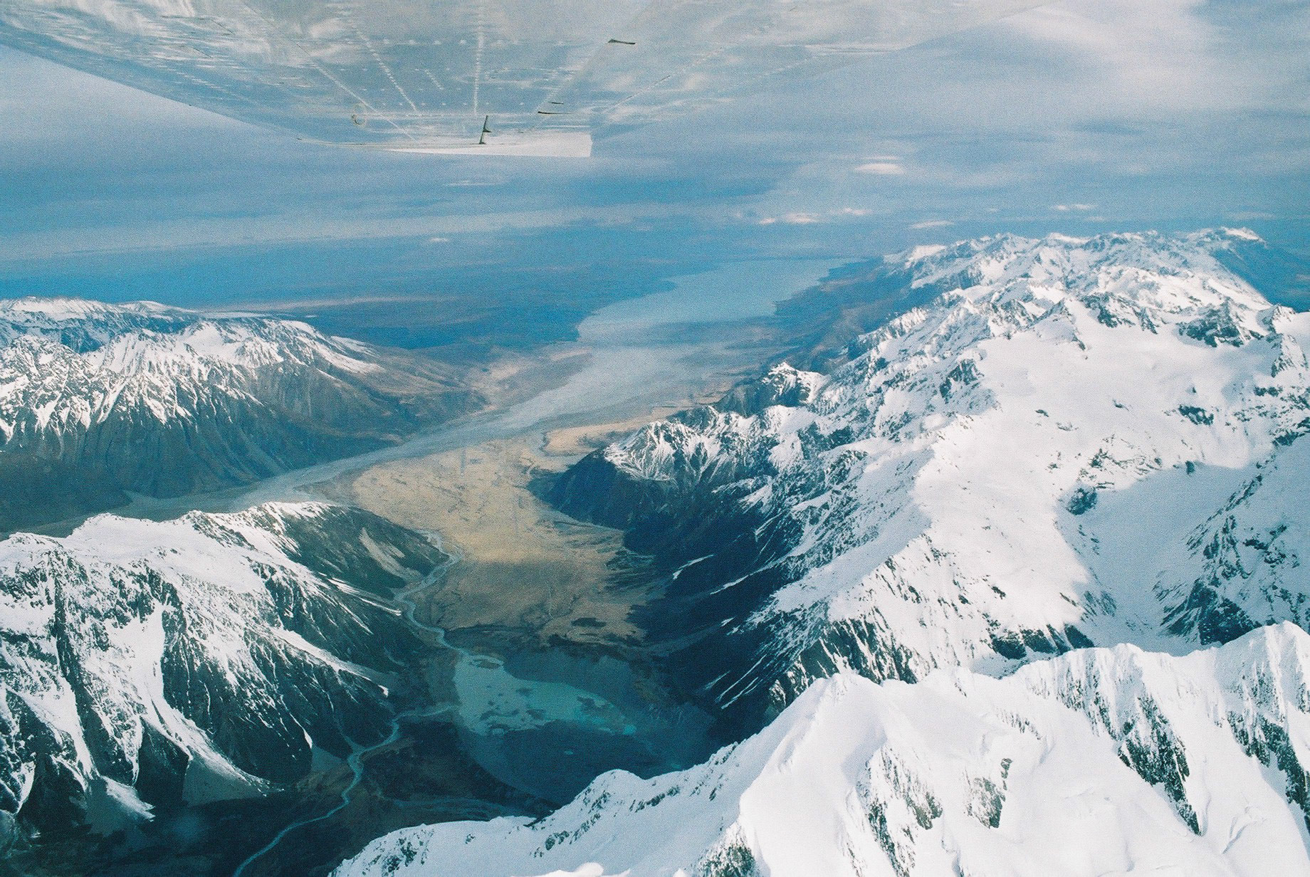Lake Pukaki in the distance