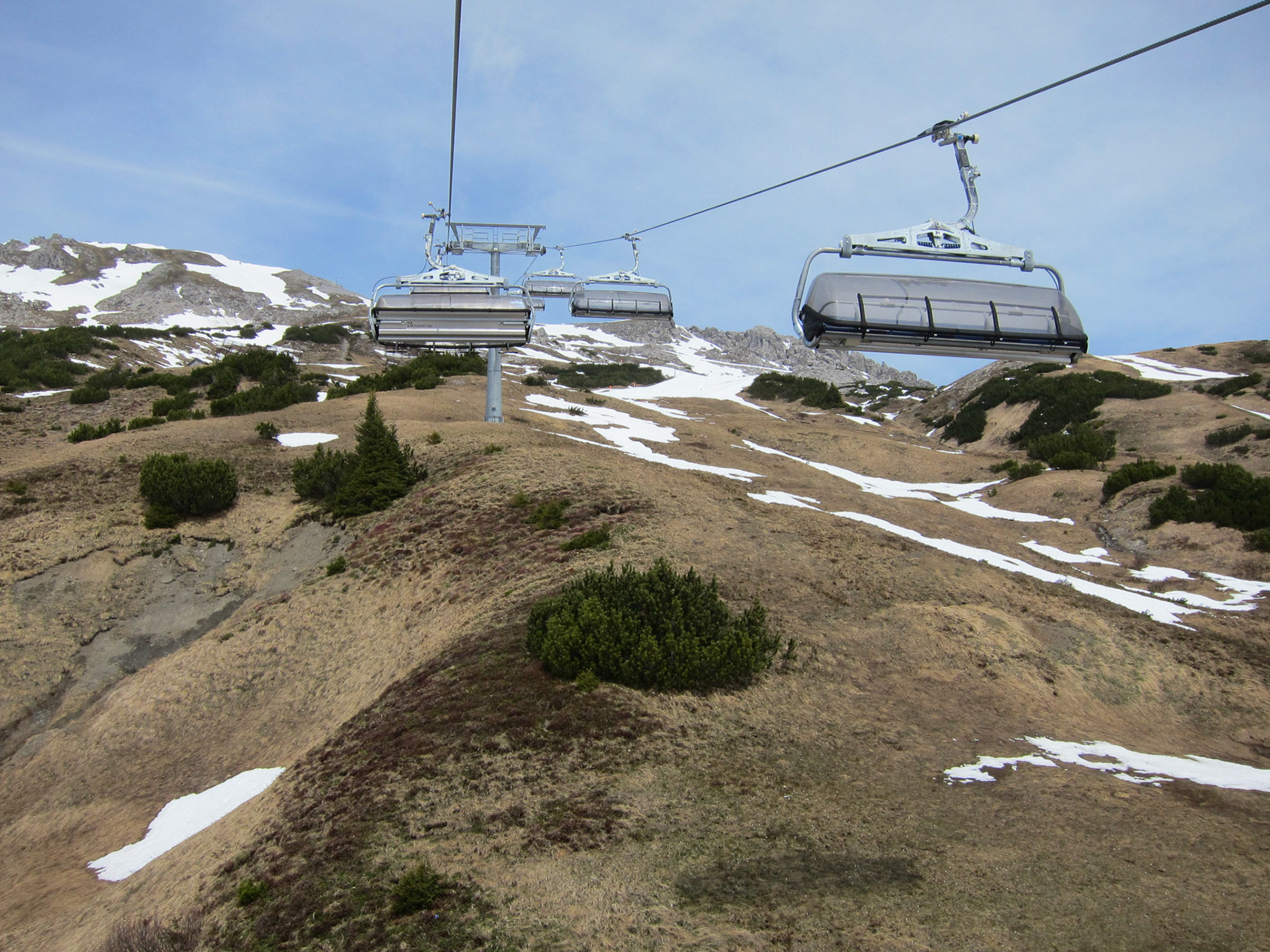 Where's the snow? (Steinmahder lift)