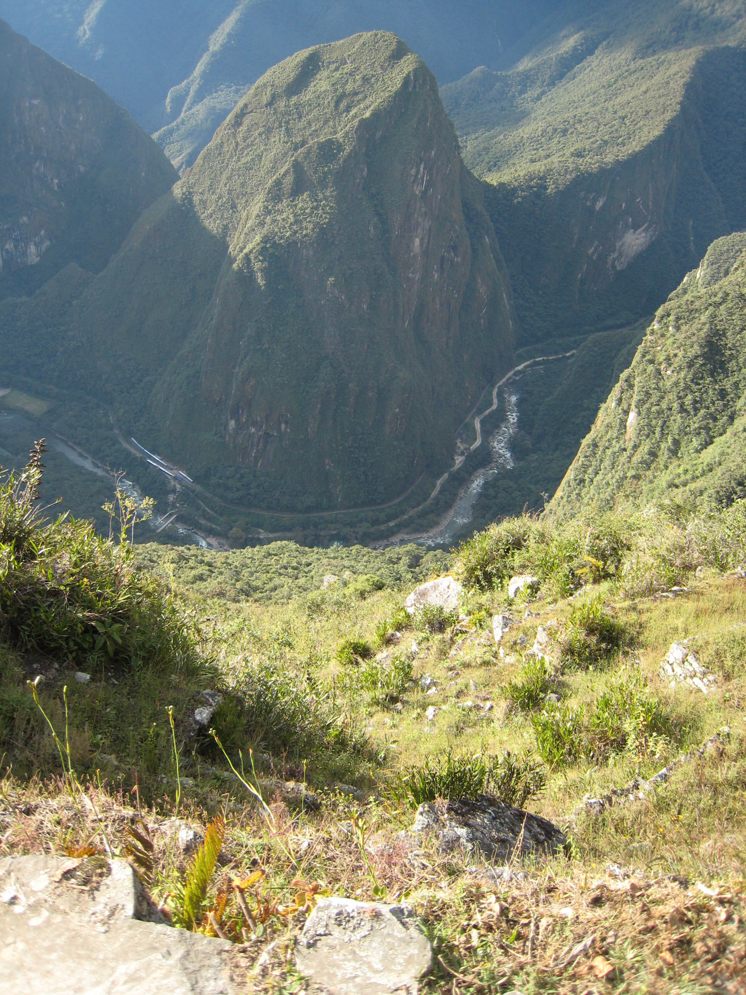 Looking down to the valley from the Inca Trail