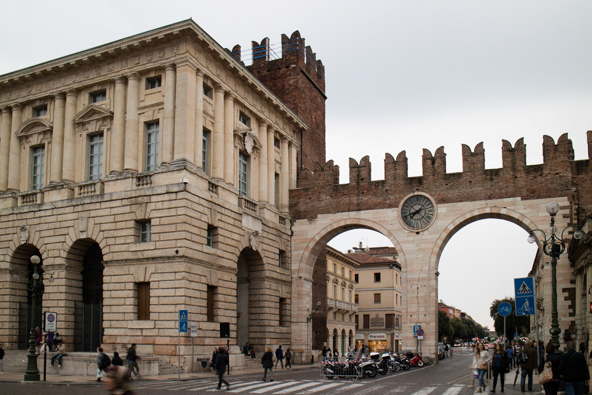 Portoni della Bra, Verona
