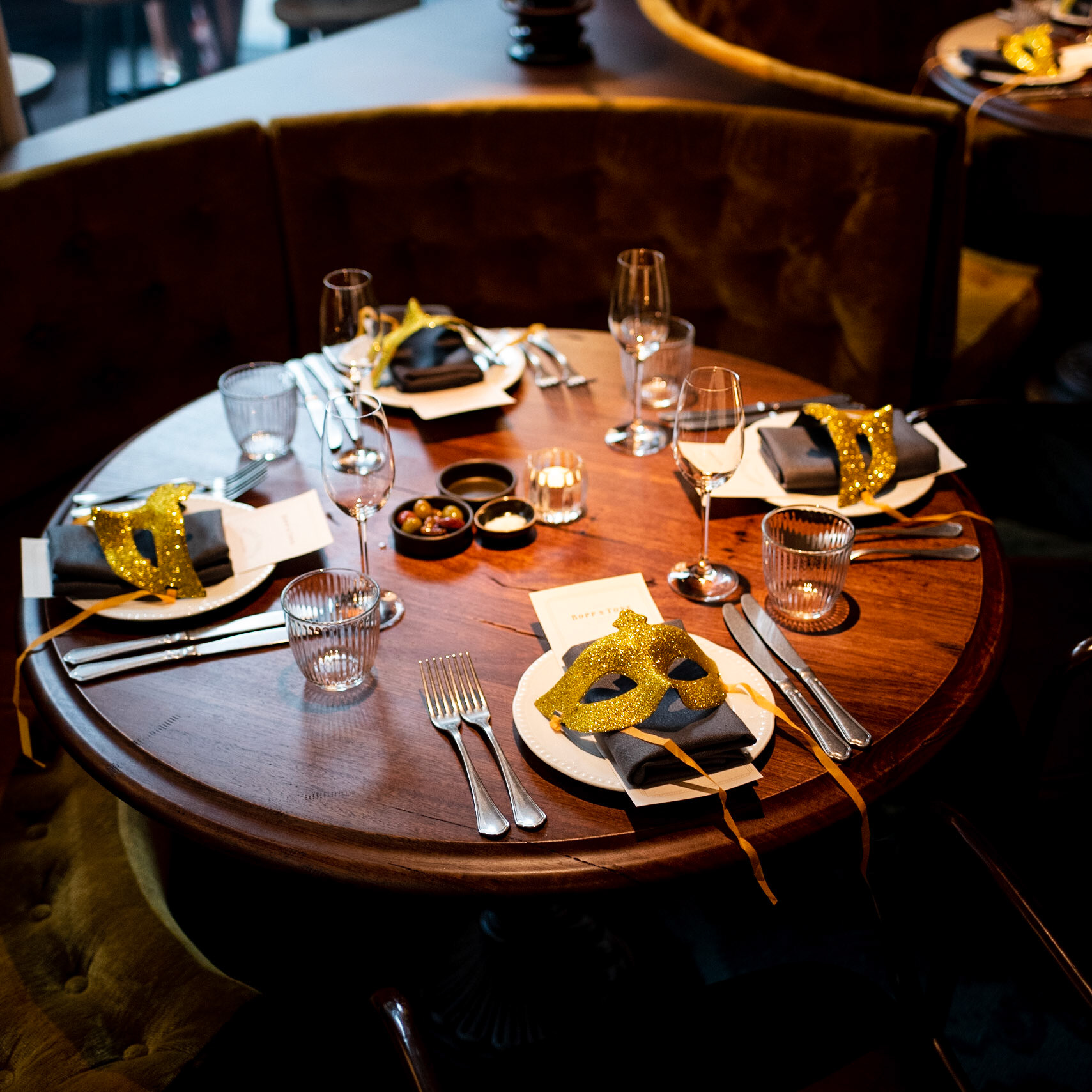 Secret Foodies - Bop and Tone