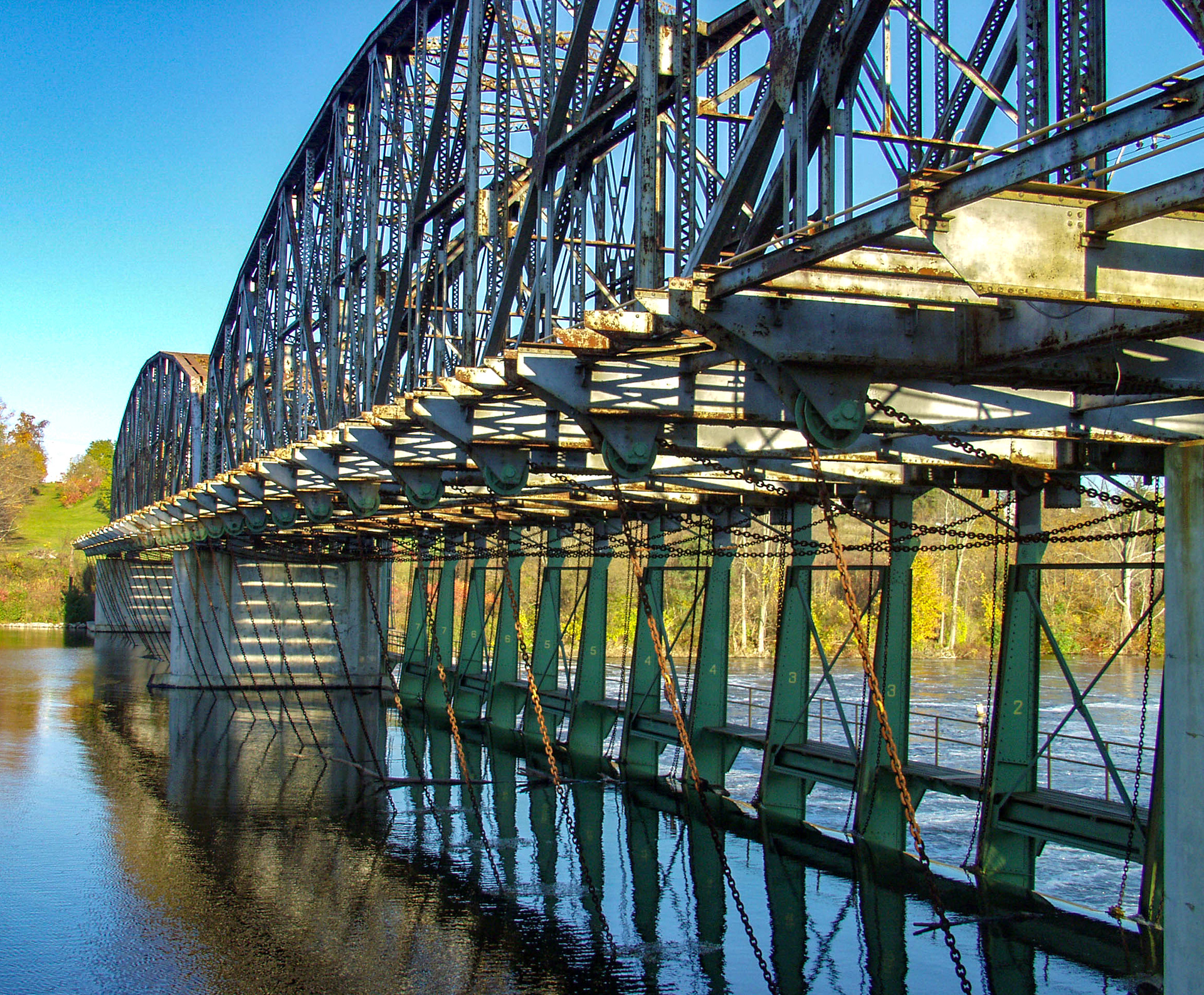 Erie Canal near Waterford, New York. ©2008, Corey Sandler