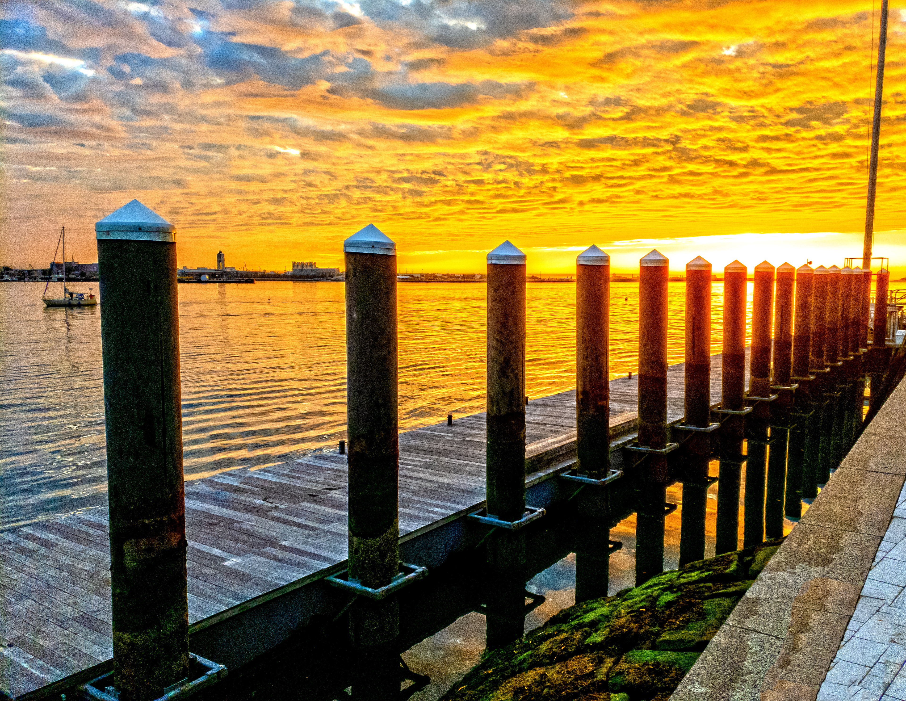 Boston Sunrise. ©2020, Corey Sandler