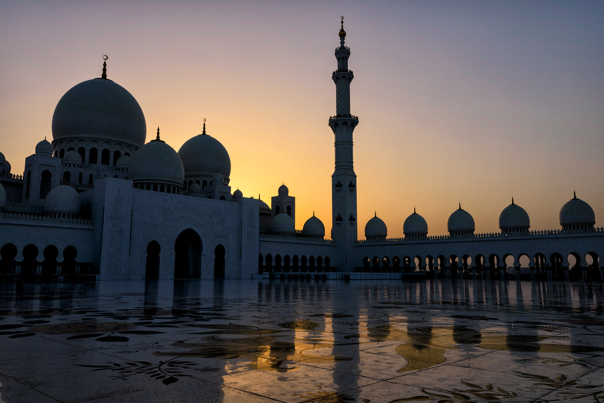 Sheikh Zayed Mosque Sunset - Abu Dhabi, UAE