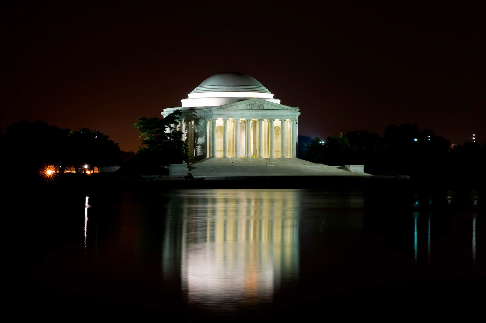 Thomas Jefferson Memorial and Tidal Basin - Washington D.C.