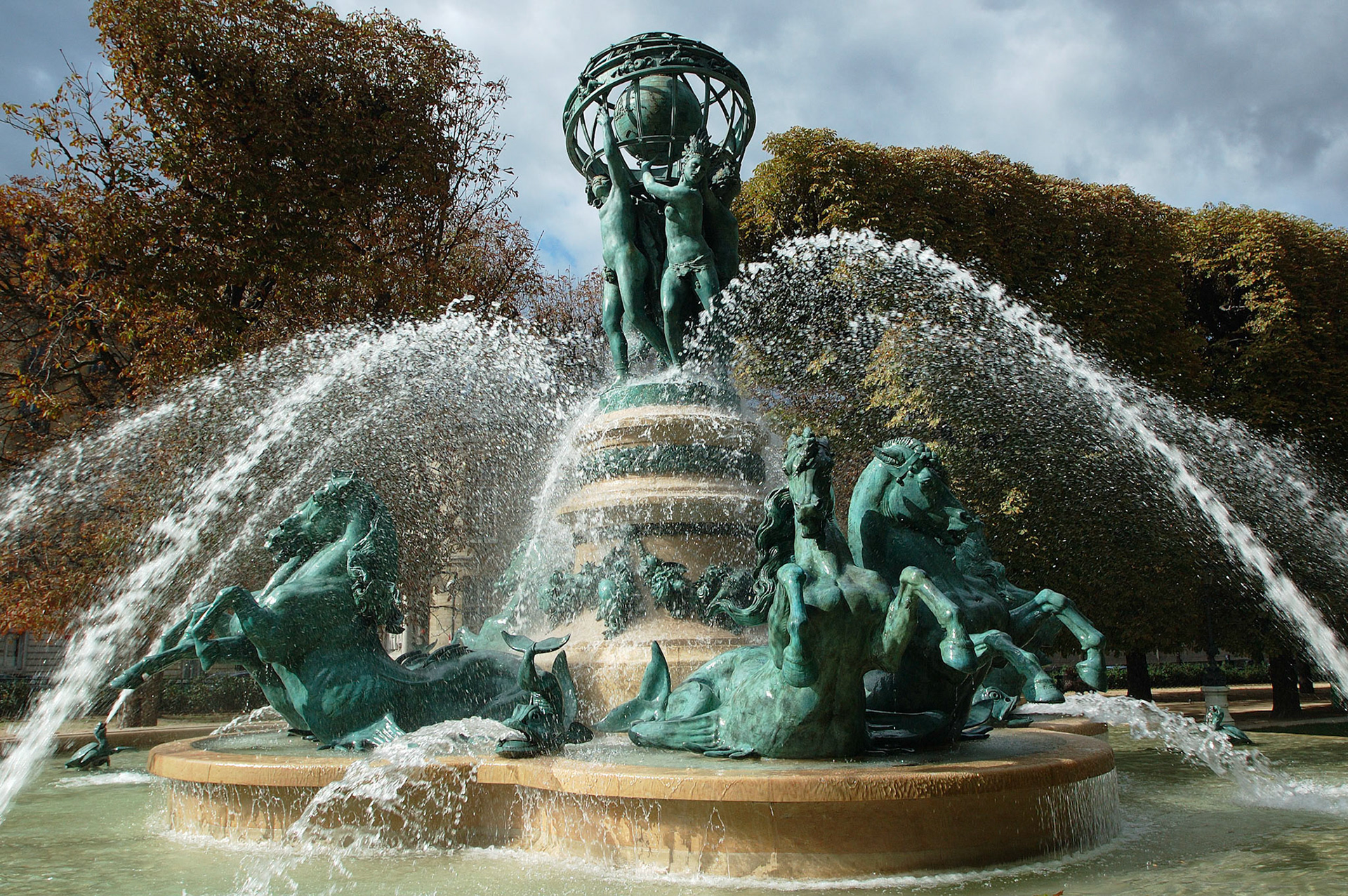 La Fontaine Carpeaux - Jardin du Luxembourg, Paris, France