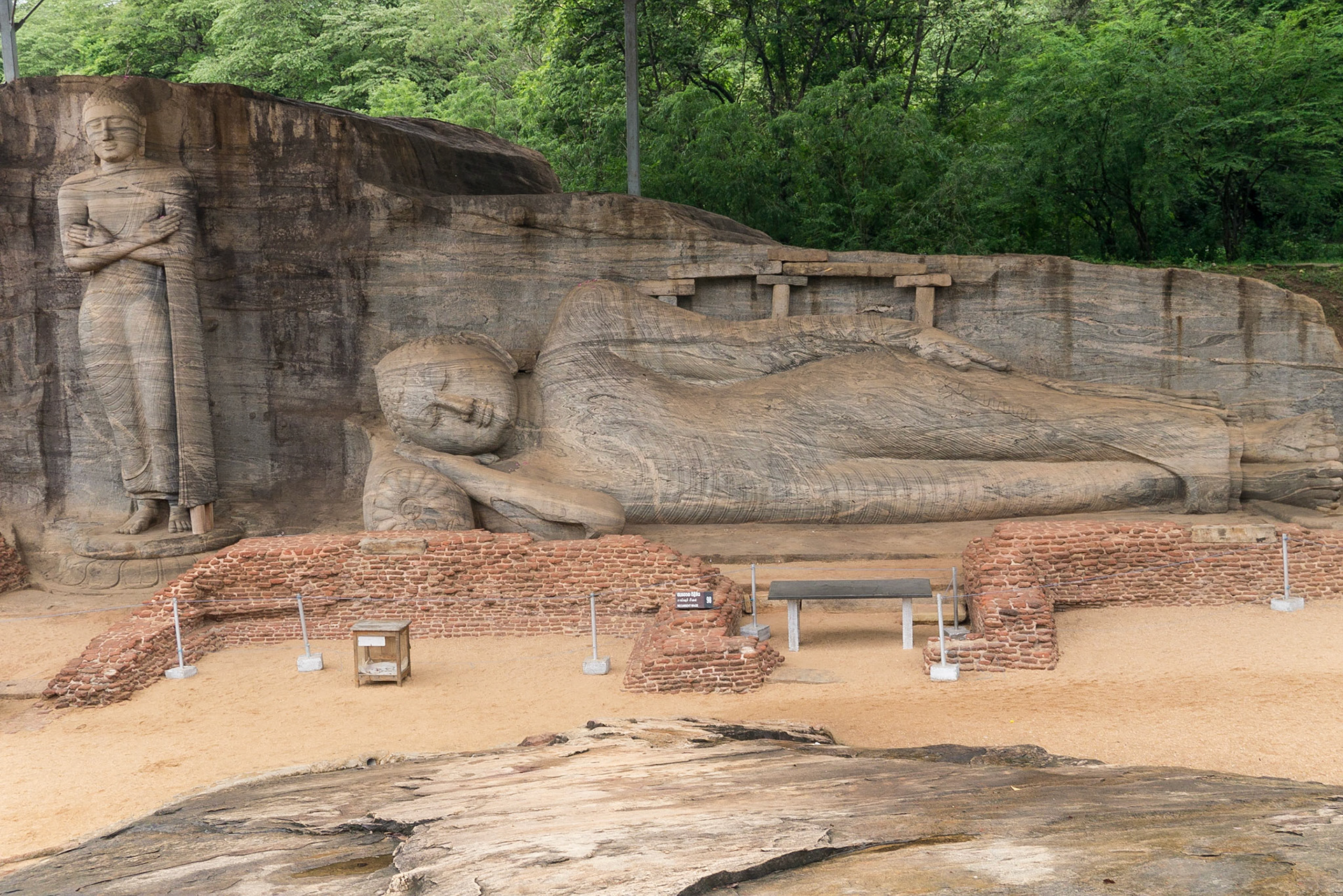 Sri Lanka, Sri Lanka, at Polonnaruwa,