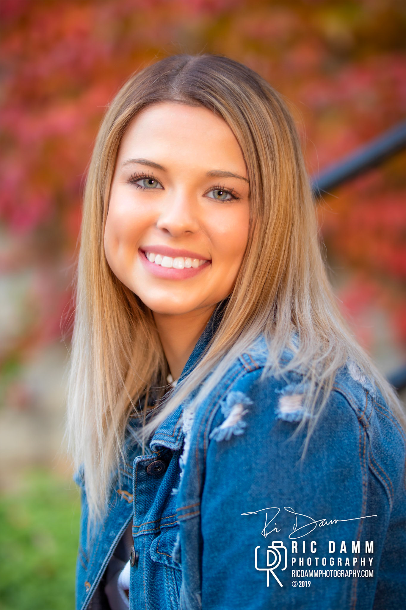 Ric Damm Photography Lilly Senior Portraits