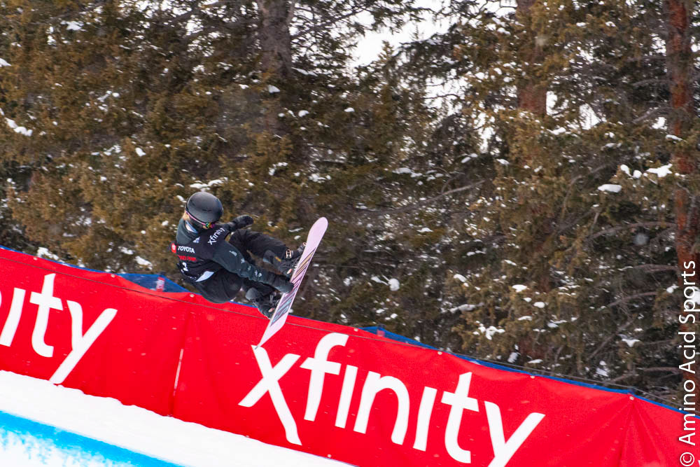 Maddie Mastro's Lien Air grab reaches into her switch 720*