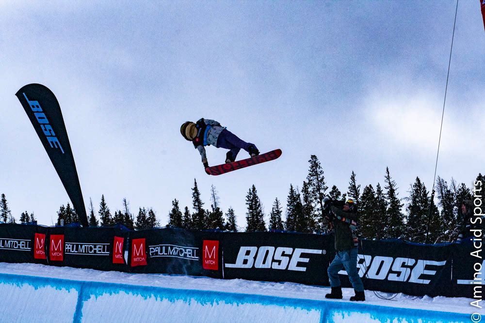 PyeongChang 2018 Gold Medalist Chloe Kim tail grabs her 540*