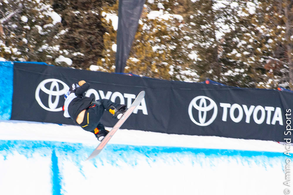 Toby Miller back flips a sharp hit in his 1st run in Copper's Halfpipe