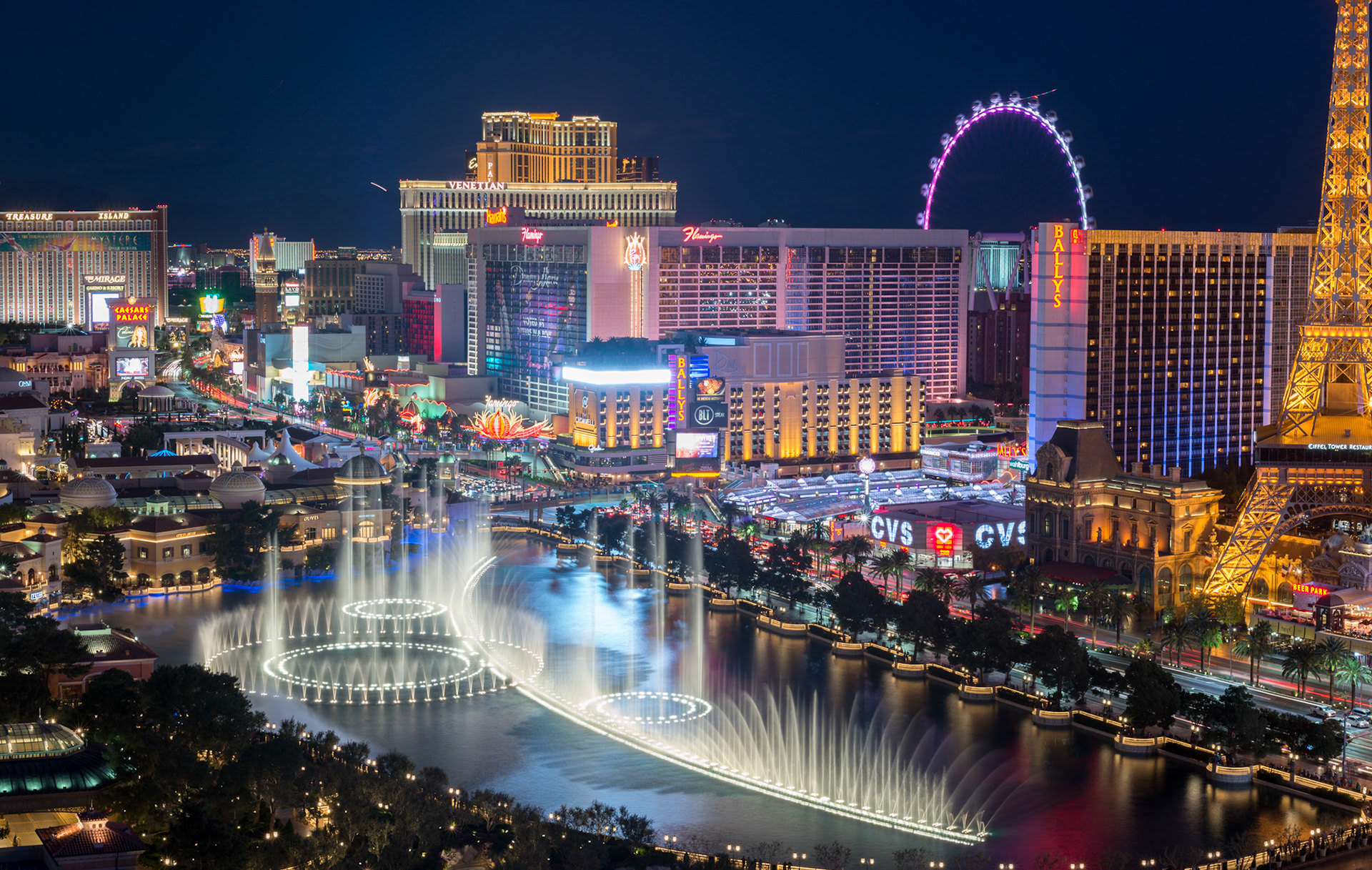The Cosmopolitan of Las Vegas has excellent views of the Fountains at Bellagio. Our room had a balcony.