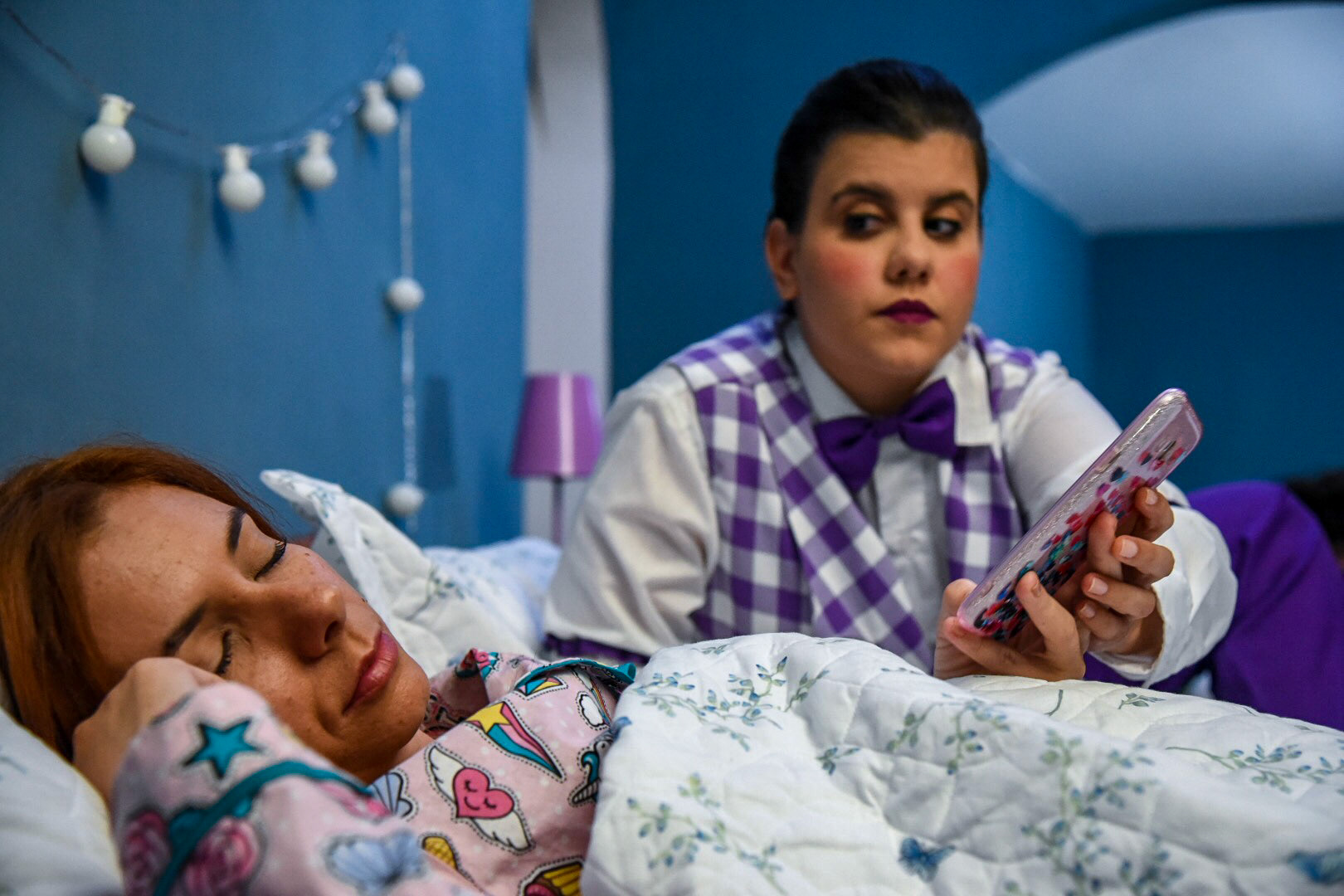 Em Cima do Muro (Hilda Lopes Pontes, 2019)
