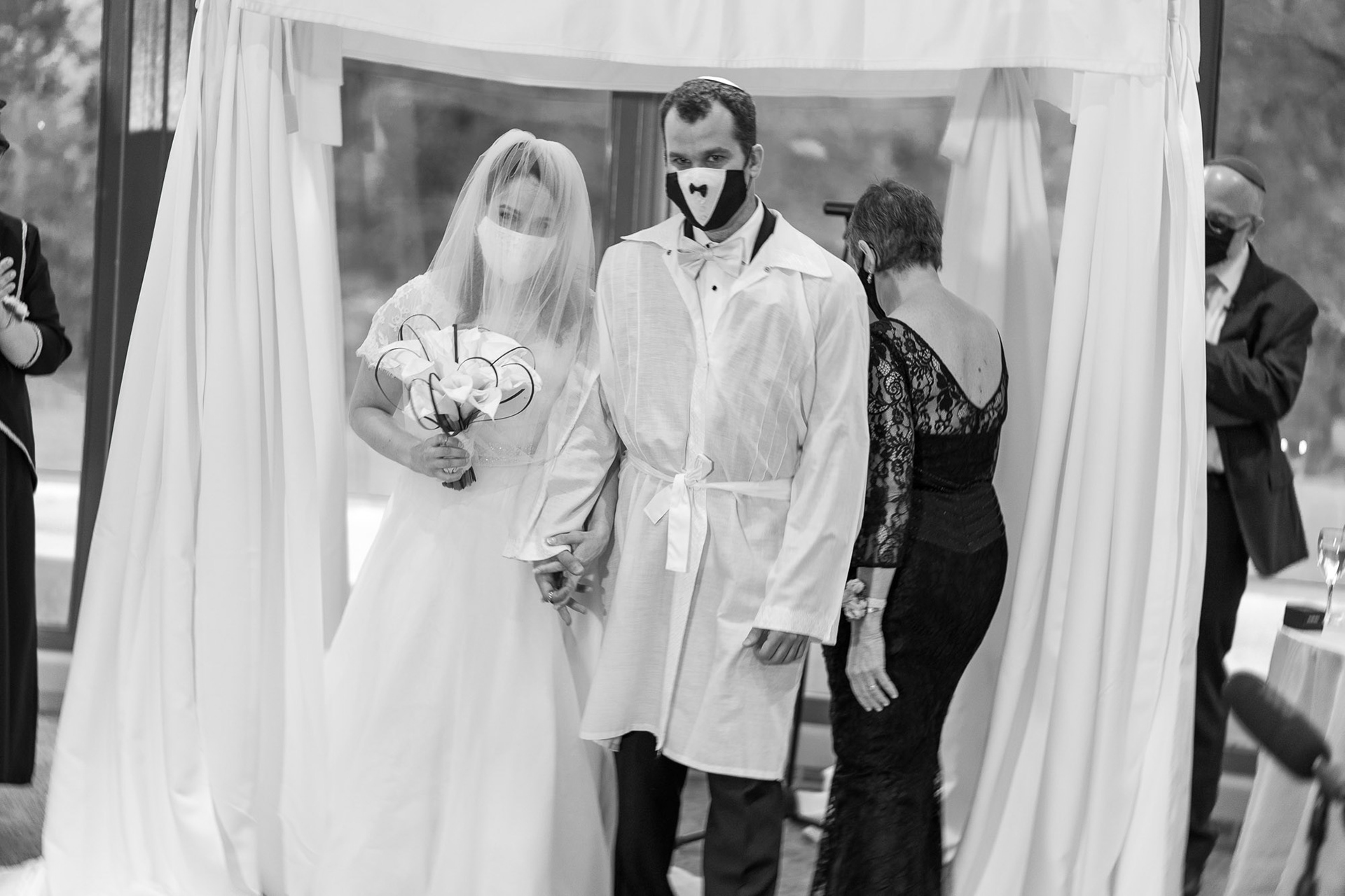 Shoshana and Dani wed at Brookside Gardens in Wheaton, MD on Sunday, November 1, 2020.