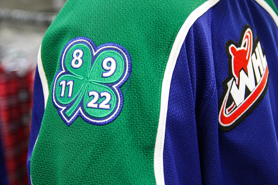 swift current broncos jersey