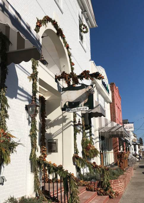 Marshall, two miles to the west, has a wonderful downtown with fine dining, wonderful shops, and antiquing.